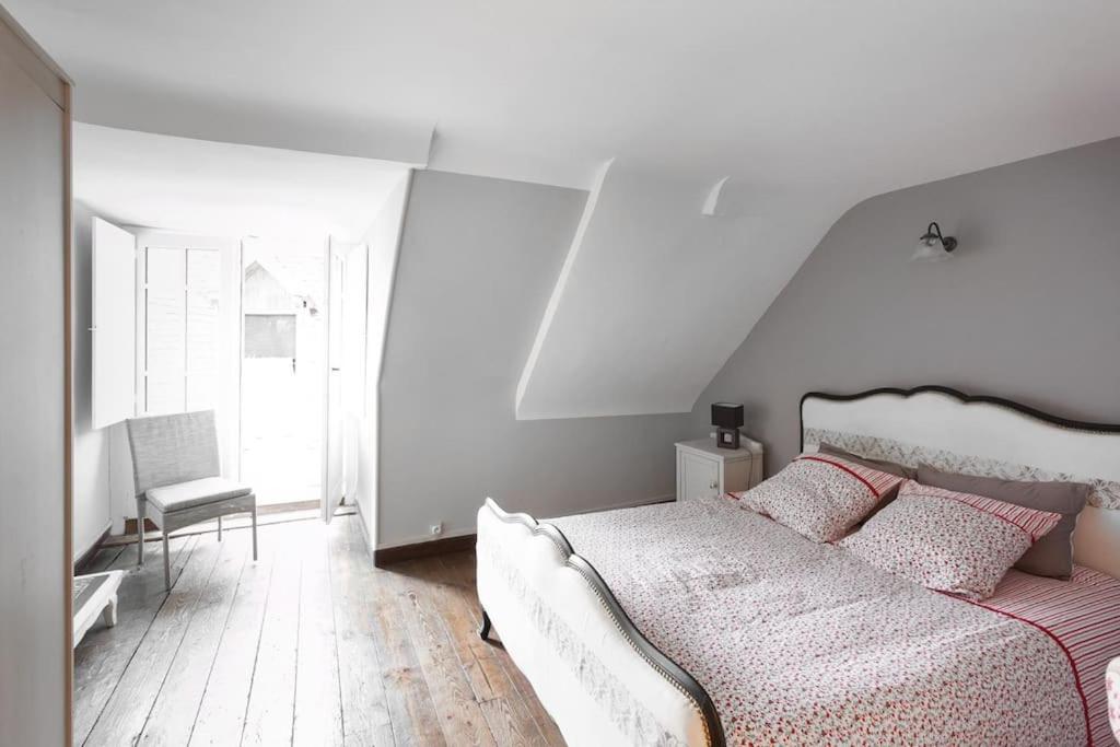 Appartement Le Nid Du Saleys - 70 M2 Centre Ville De Salies-De-Bearn Exterior photo